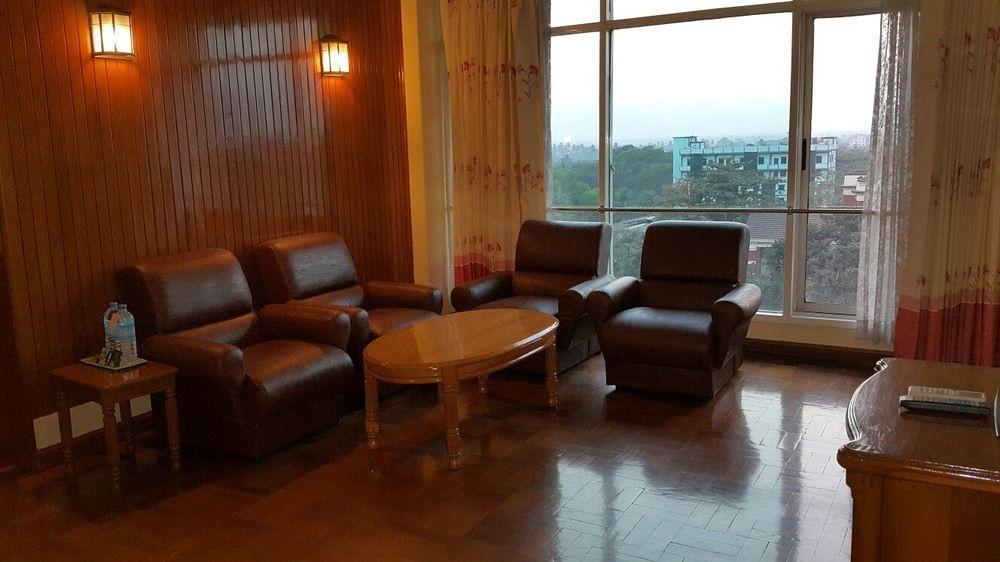 Panda Hotel Yangon Exteriör bild