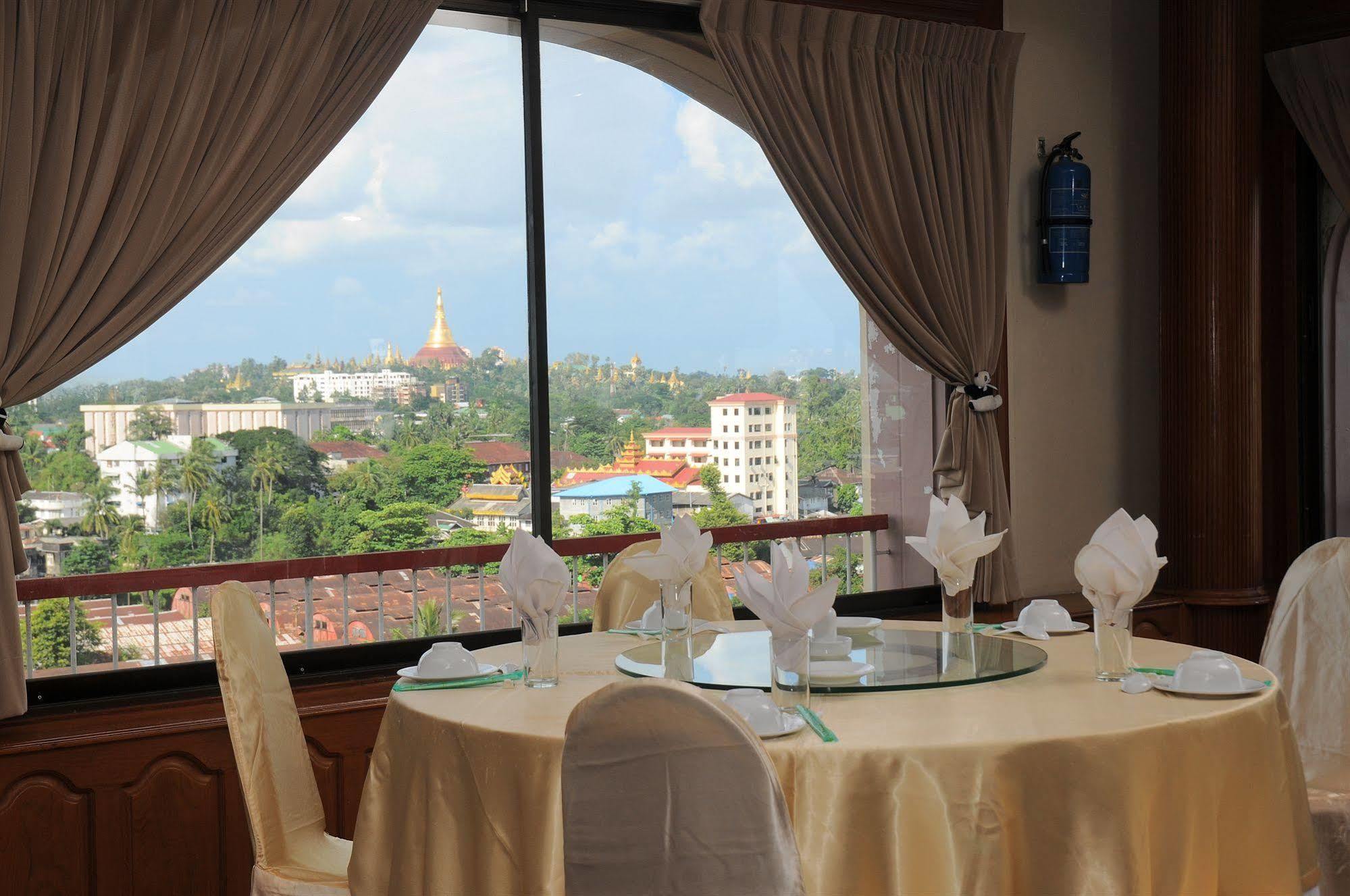 Panda Hotel Yangon Exteriör bild